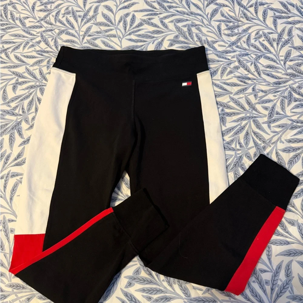 Tommy Hilfiger Women’s Black, Red & White Leggings❗️ - Picture 1 of 10